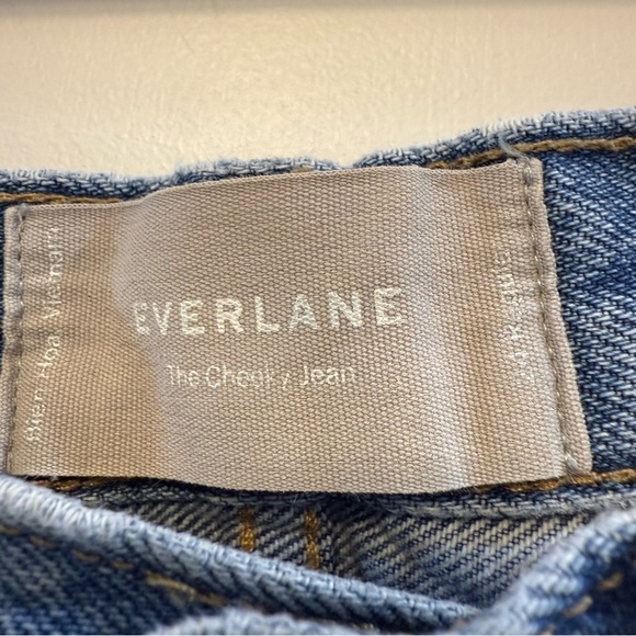 Everlane The Cheeky Jean Straight
Leg Jeans Size 24 - Picture 2 of 11
